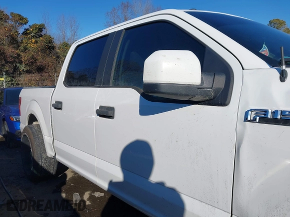 2018 Ford F-150 XL with VIN 1FTEW1CP4JFC22705, listed as a IAAI auction lot 41330404 with 179,918 mi miles. Bid and sale history available at carsss.com. Image 13.