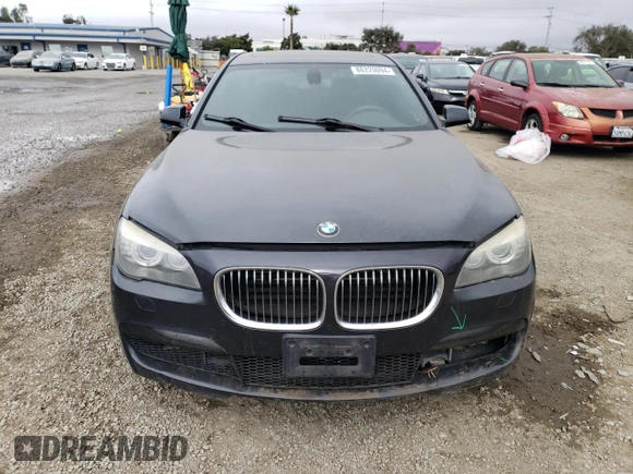 2011 BMW 7 Series 750i z VIN WBAKA8C5XBCY36778, wystawiony jako Copart lot #86220094 z przebiegiem 95 536 mil mil oraz Szkoda całkowita • Salvage title. Historia ofert i sprzedaży dostępna na DreamBid. Obrazek 5.