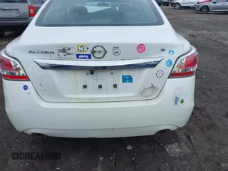 2015 Nissan Altima S z VIN 1N4AL3AP7FN380657, wystawiony jako IAAI lot #41883719 z przebiegiem 155 176 mil mil oraz . Historia ofert i sprzedaży dostępna na DreamBid. Obrazek 16.