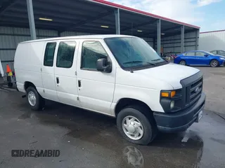 2013 Ford Econoline Cargo Commercial z VIN 1FTNE2EL2DDA97948, wystawiony jako IAAI lot #41616701 z przebiegiem 199 739 mil mil oraz . Historia ofert i sprzedaży dostępna na DreamBid. Obrazek 1.