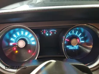 2011 Ford Mustang V6 with VIN 1ZVBP8AM2B5139344, listed as a Copart auction lot 61197135 with 103,824 mi miles and Salvage title. Bid and sale history available at DreamBid. Image 9.
