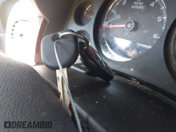 2013 Chevrolet Suburban LT с VIN 1GNSKJE7XDR103661, выставлен на аукционе IAAI как лот 42789275 с пробегом 181 234 миль миль и . История ставок и продаж доступна на DreamBid. Изображение 11.