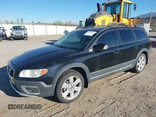 2009 Volvo XC70 3.0T with VIN YV4BZ992691060246, listed as a IAAI auction lot 42138934 with 175,209 mi miles and . Bid and sale history available at DreamBid. Image 2.