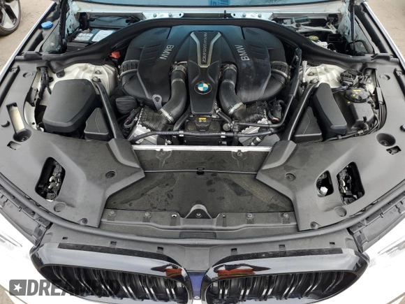 2018 BMW 5 Series M550i xDrive with VIN WBAJB9C5XJB035996, listed as a Copart auction lot 61459425 with Not provided miles and Salvage title. Bid and sale history available at DreamBid. Image 11.
