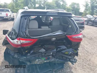 2020 Toyota Sienna XLE Auto Access Seat z VIN 5TDYZ3DCXLS074980, wystawiony jako IAAI lot #39735841 z przebiegiem 43 864 mil mil oraz . Historia ofert i sprzedaży dostępna na DreamBid. Obrazek 16.