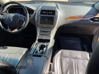 2013 Lincoln MKZ z VIN 3LN6L2GK3DR804377, wystawiony jako Copart lot #62822515 z przebiegiem 167 195 mil mil oraz Czysty tytuł • Clean title. Historia ofert i sprzedaży dostępna na DreamBid. Obrazek 9.