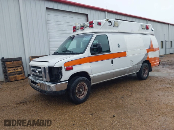 2013 Ford E-Series Commercial z VIN 1FDSS3ES9DDA09286, wystawiony jako IAAI lot #41563966 z przebiegiem 336 040 mil mil oraz . Historia ofert i sprzedaży dostępna na DreamBid. Obrazek 18.