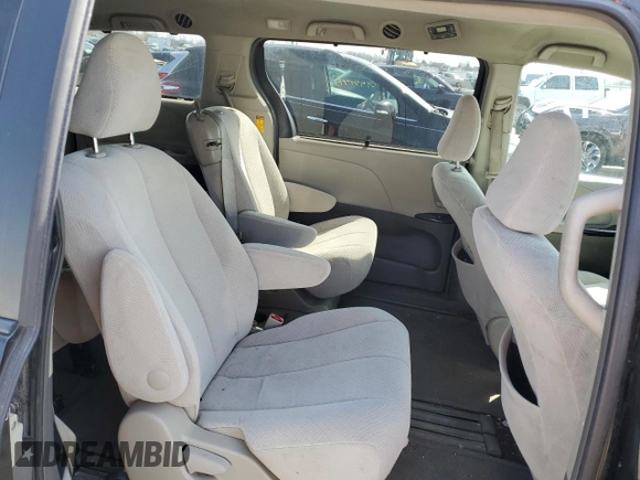 2014 Toyota Sienna LE AAS with VIN 5TDKK3DC9ES454051, listed as a Copart auction lot 49476865 with 185,813 mi miles and Clean Title. Bid and sale history available at DreamBid. Image 11.