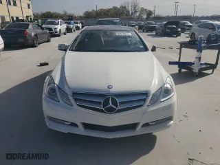 2011 Mercedes-Benz E-Class E 350 with VIN WDDKJ5GB2BF107776, listed as a Copart auction lot 82574914 with 64,209 mi miles and Salvage Title. Bid and sale history available at carsss.com. Image 5.