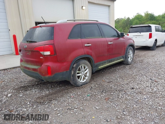 2014 Kia Sorento LX with VIN 5XYKT4A63EG493443, listed as a IAAI auction lot 42086216 with 126,482 mi miles. Bid and sale history available at carsss.com. Image 4.
