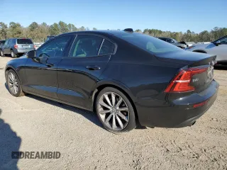 2020 Volvo S60 Momentum with VIN 7JR102FK3LG041969, listed as a Copart auction lot 37099794 with 40,524 mi miles. Bid and sale history available at carsss.com. Image 2.