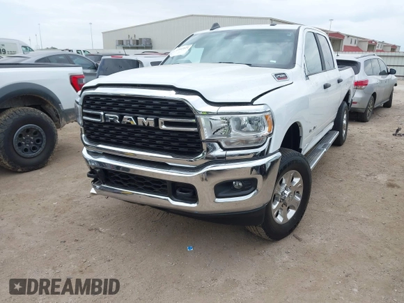 2024 Ram 2500 Big Horn with VIN 3C6UR5DJ1RG249902, listed as a IAAI auction lot 42043924 with 21,560 mi miles. Bid and sale history available at carsss.com. Image 2.