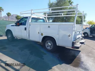 2015 Ford F-250 XL with VIN 1FDBF2A64FEB00678, listed as a IAAI auction lot 42239611 with 108,040 mi miles and . Bid and sale history available at DreamBid. Image 3.
