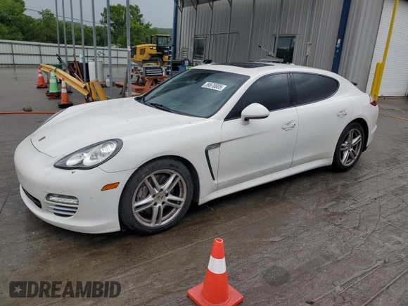 2012 Porsche Panamera z VIN WP0AA2A75CL071366, wystawiony jako Copart lot #59870805 z przebiegiem 126 489 mil mil oraz Szkoda całkowita • Salvage title. Historia ofert i sprzedaży dostępna na DreamBid. Obrazek 1.