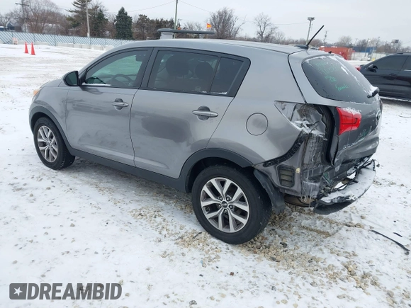 2016 Kia Sportage LX with VIN KNDPB3AC2G7847526, listed as a IAAI auction lot 41326209 with 202,657 mi miles. Bid and sale history available at carsss.com. Image 3.