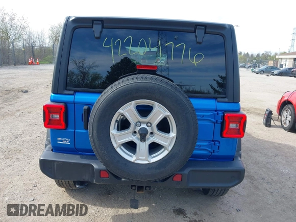 2021 Jeep Wrangler Unlimited Sport S z VIN 1C4HJXDG4MW743151, wystawiony jako IAAI lot #42204776 z przebiegiem 42 363 mil mil oraz . Historia ofert i sprzedaży dostępna na DreamBid. Obrazek 16.