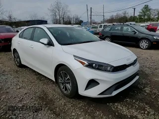 2024 Kia Forte LXS with VIN 3KPF24ADXRE832771, listed as a Copart auction lot 49672725 with 2,808 mi miles and Salvage Title. Bid and sale history available at DreamBid. Image 10.