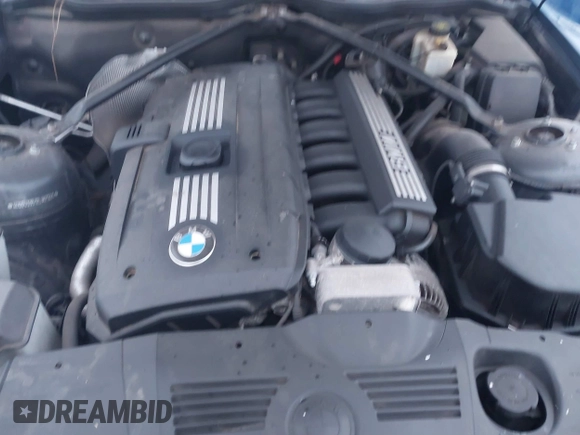 2007 BMW Z4 3.0i with VIN 4USBU33517LW71220, listed as a IAAI auction lot 41255482 with 116,775 mi miles and . Bid and sale history available at DreamBid. Image 10.