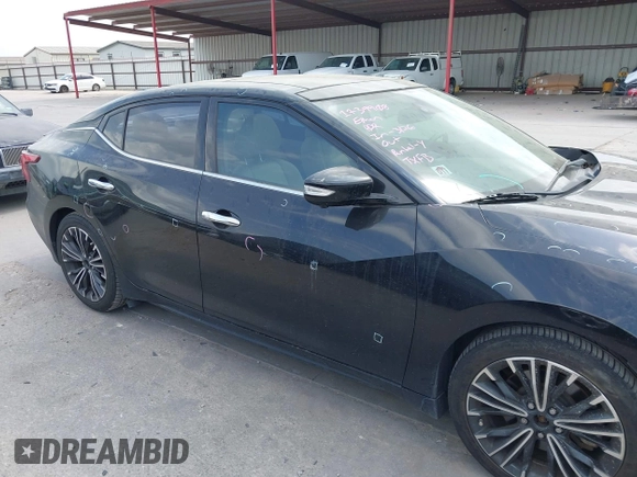 2017 Nissan Maxima SR z VIN 1N4AA6AP1HC405669, wystawiony jako IAAI lot #42157811 z przebiegiem 103 127 mil mil oraz . Historia ofert i sprzedaży dostępna na DreamBid. Obrazek 13.