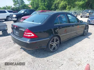 2005 Mercedes-Benz C 230 Kompressor с VIN WDBRF40J35F646514, выставлен на аукционе IAAI как лот 42590600 с пробегом 145 020 миль миль и . История ставок и продаж доступна на DreamBid. Изображение 4.