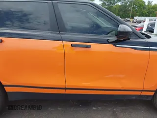 2018 Land Rover Range Rover Velar S с VIN SALYB2RN1JA723478, выставлен на аукционе IAAI как лот 42685333 с пробегом 98 616 миль миль и . История ставок и продаж доступна на DreamBid. Изображение 6.