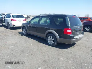 2005 Ford Freestyle SE with VIN 1FMZK01165GA48072, listed as a IAAI auction lot 41782025 with 235,073 mi miles. Bid and sale history available at carsss.com. Image 3.
