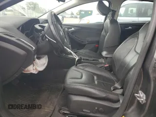 2015 Ford Focus Titanium с VIN 1FADP3J21FL254702, выставлен на аукционе Copart как лот 59872395 с пробегом 93 195 миль миль и Списание • Salvage title. История ставок и продаж доступна на DreamBid. Изображение 7.