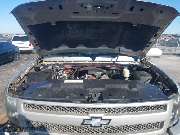 2008 Chevrolet Silverado 1500 LTZ with VIN 2GCEK133781213281, listed as a IAAI auction lot 41408471 with 241,389 mi miles. Bid and sale history available at carsss.com. Image 10.