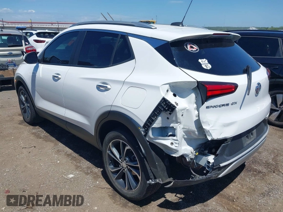 2022 Buick Encore GX Select with VIN KL4MMDS22NB110209, listed as a IAAI auction lot 42572913 with 34,527 mi miles and . Bid and sale history available at DreamBid. Image 3.