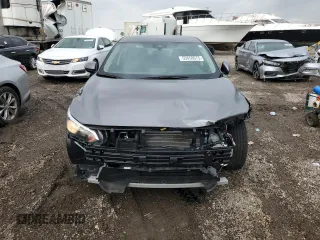 2024 Nissan Sentra S z VIN 3N1AB8BVXRY278822, wystawiony jako Copart lot #55658075 z przebiegiem 24 809 mil mil oraz Szkoda całkowita • Salvage title. Historia ofert i sprzedaży dostępna na DreamBid. Obrazek 5.