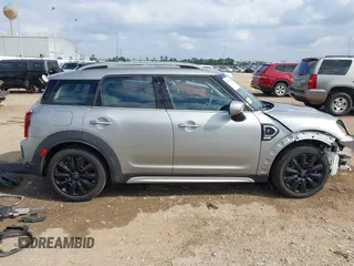 2024 MINI Countryman Cooper S с VIN WMZ53BR0XR3R54326, выставлен на аукционе IAAI как лот 41525350 с пробегом 19 442 миль миль и . История ставок и продаж доступна на DreamBid. Изображение 14.