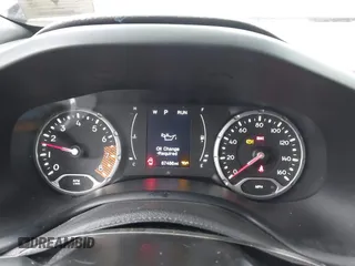 2021 Jeep Renegade Jeepster z VIN ZACNJDAB1MPM27128, wystawiony jako IAAI lot #41460181 z przebiegiem 67 466 mil mil oraz . Historia ofert i sprzedaży dostępna na DreamBid. Obrazek 7.