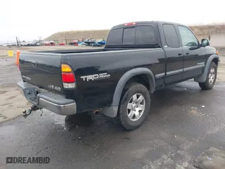 2002 Toyota Tundra SR5 with VIN 5TBBT44152S268836, listed as a IAAI auction lot 41140344 with 340,976 mi miles. Bid and sale history available at carsss.com. Image 4.