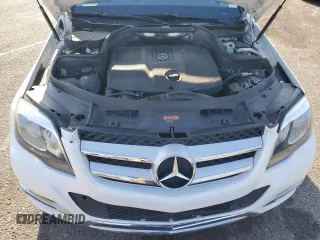 2013 Mercedes-Benz GLK 250 with VIN WDCGG0EB6DG095465, listed as a Copart auction lot 43250465 with 139,399 mi miles and Salvage Title. Bid and sale history available at DreamBid. Image 13.