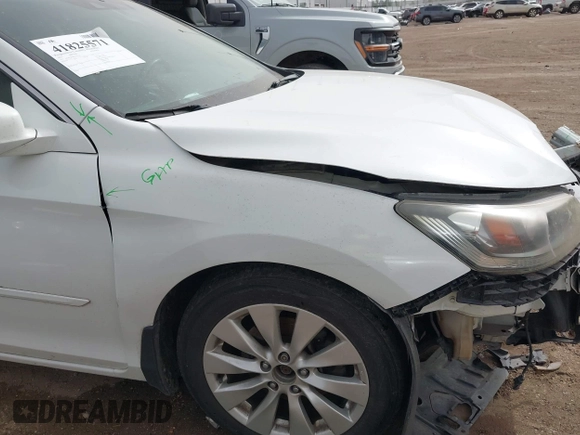 2014 Honda Accord EX-L with VIN 1HGCR2F86EA163363, listed as a IAAI auction lot 41825571 with 66,569 mi miles and . Bid and sale history available at carsss.com. Image 17.