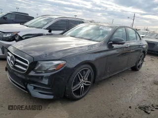 2020 Mercedes-Benz E-Class E 350 with VIN WDDZF8EB0LA711247, listed as a Copart auction lot 43604445 with 39,544 mi miles and Salvage Title. Bid and sale history available at carsss.com. Image 1.
