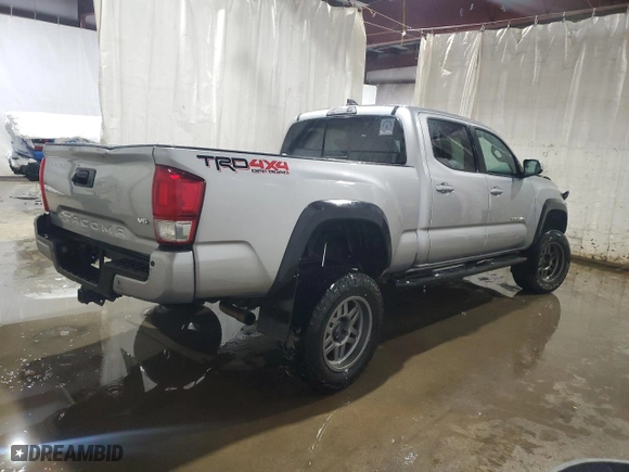 2017 Toyota Tacoma SR5 with VIN 3TMDZ5BN3HM033659, listed as a Copart auction lot 44998805 with 127,325 mi miles and Salvage Title. Bid and sale history available at carsss.com. Image 3.