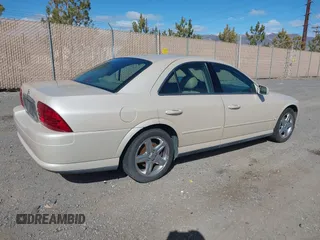 2001 Lincoln LS with VIN 1LNHM87A71Y617169, listed as a IAAI auction lot 41620883 with 130,486 mi miles. Bid and sale history available at carsss.com. Image 4.