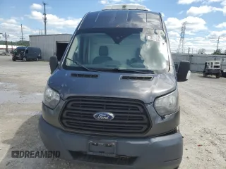 2017 Ford Transit z VIN 1FTYR3XV3HKB00878, wystawiony jako Copart lot #55963155 z przebiegiem 362 956 mil mil oraz Tytuł czysty. Historia ofert i sprzedaży dostępna na DreamBid. Obrazek 5.