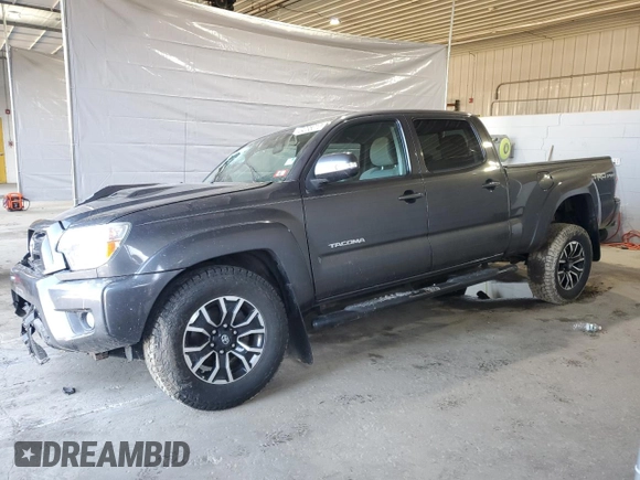 2014 Toyota Tacoma z VIN 3TMMU4FN4EM071741, wystawiony jako Copart lot #49235015 z przebiegiem 60 825 mil mil oraz Szkoda całkowita • Salvage title. Historia ofert i sprzedaży dostępna na DreamBid. Obrazek 1.