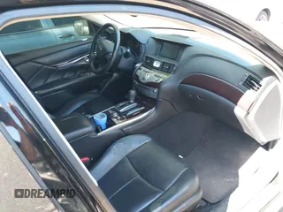 2011 Infiniti M with VIN JN1BY1APXBM324672, listed as a IAAI auction lot 42214163 with 187,424 mi miles. Bid and sale history available at carsss.com. Image 5.
