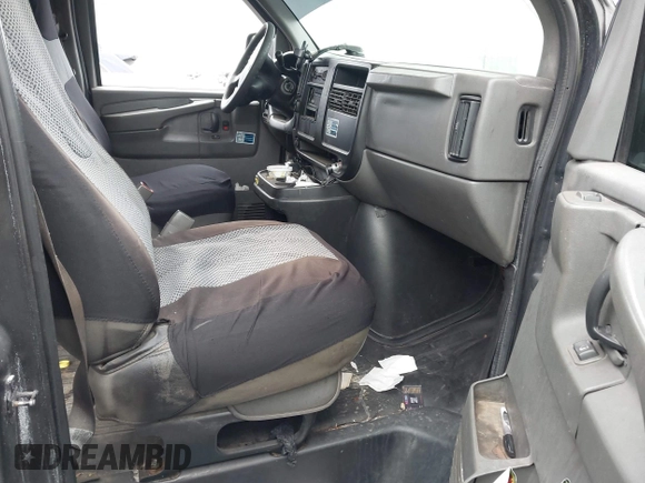 2007 Chevrolet Express Cargo with VIN 1GCGG29V671161347, listed as a IAAI auction lot 41657749 with 219,303 mi miles and . Bid and sale history available at DreamBid. Image 5.