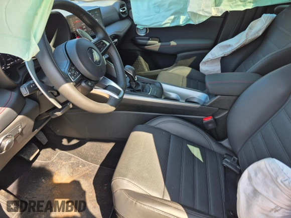 2024 Dodge Hornet R/T Plus z VIN ZACPDFDW7R3A12570, wystawiony jako Copart lot #52097675 z przebiegiem Nie podano mil oraz Szkoda całkowita • Salvage title. Historia ofert i sprzedaży dostępna na DreamBid. Obrazek 7.
