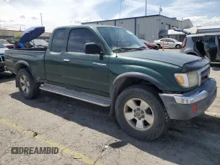 2000 Toyota Tacoma with VIN 4TAWN72N4YZ623900, listed as a Copart auction lot 53547825 with 239,998 mi miles and Salvage title. Bid and sale history available at DreamBid. Image 4.