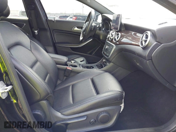 2016 Mercedes-Benz GLA 250 z VIN WDCTG4GB2GJ261460, wystawiony jako IAAI lot #41909005 z przebiegiem 139 523 mil mil oraz . Historia ofert i sprzedaży dostępna na DreamBid. Obrazek 5.