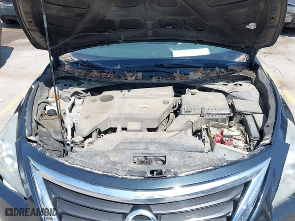 2013 Nissan Altima 2.5 SV with VIN 1N4AL3AP1DC156308, listed as a IAAI auction lot 41926267 with 190,836 mi miles. Bid and sale history available at carsss.com. Image 10.