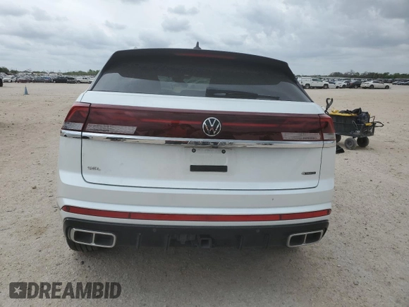 2024 Volkswagen Atlas SEL Premium R-Line с VIN 1V2FE2CA9RC205256, выставлен на аукционе Copart как лот 50717495 с пробегом 22 786 миль миль и Списание • Salvage title. История ставок и продаж доступна на DreamBid. Изображение 6.