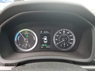 2018 Hyundai Sonata Hybrid Limited with VIN KMHE34L31JA078496, listed as a Copart auction lot 53754194 with 96,918 mi miles and Salvage Title. Bid and sale history available at carsss.com. Image 9.
