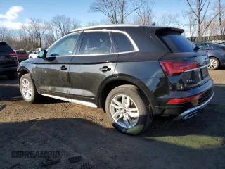 2022 Audi Q5 S line Premium with VIN WA1GAAFY8N2033347, listed as a Copart auction lot 87833315 with 32,309 mi miles and Salvage Title. Bid and sale history available at carsss.com. Image 2.