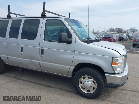 2014 Ford Econoline Passenger XL z VIN 1FBSS3BL9EDA86585, wystawiony jako IAAI lot #41909977 z przebiegiem 167 911 mil mil oraz . Historia ofert i sprzedaży dostępna na DreamBid. Obrazek 6.
